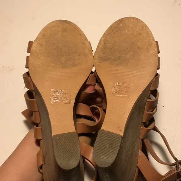 STEVE MADDEN: Venis - Size 10M - Picture 6 of 7